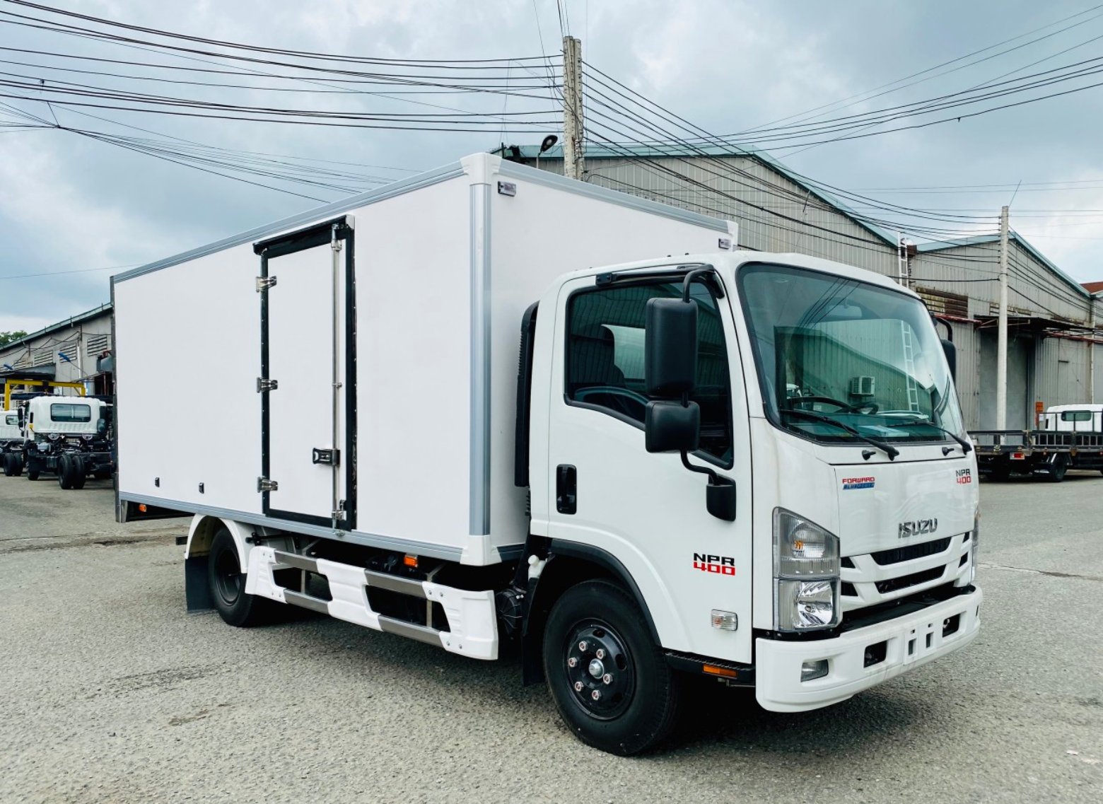XE TẢI ISUZU 3.5 TẤN NPR85KE5